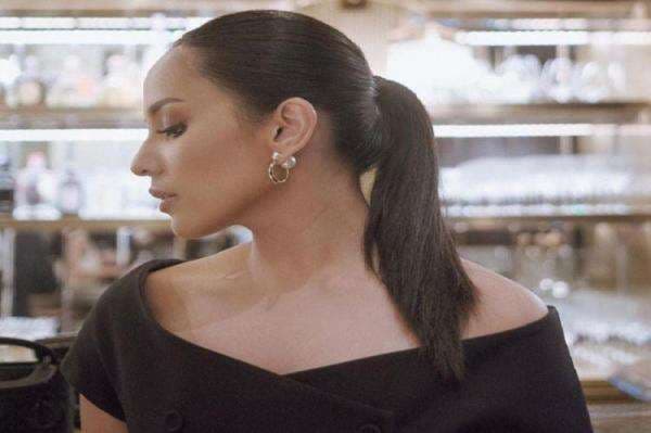 Lirik Lagu Misteri Cinta Garapan Penyanyi Angel Pieters Lirik Lagu Misteri Cinta Garapan Penyanyi Angel Pieters