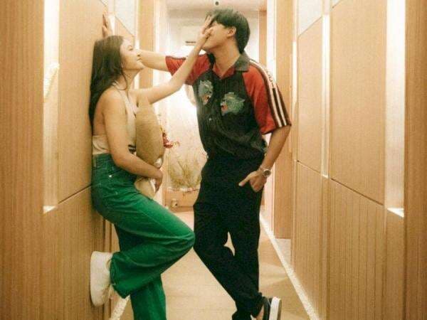 5 Inspirasi OOTD ala Mahalini Raharja, Gadis Bali yang Jadi Pacar Rizky Febian