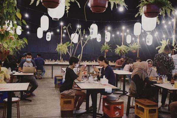 5 Rekomendasi Kafe Rooftop di Jakarta yang Asyik Buat Nongkrong, Bisa Lihat Sunset Ibu Kota Lho!