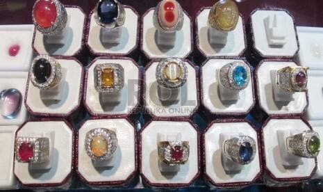 Benarkah Memakai Cincin Perak di Bulan Rajab Memiliki Keutamaan?