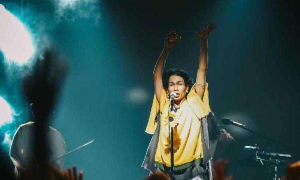 Tak Disangka, Kisah Sedih Ari Lesama Sebut Bandnya Fourtwnty Pernah Dibayar Pakai Barang-Barang Elektronik Usai Manggung