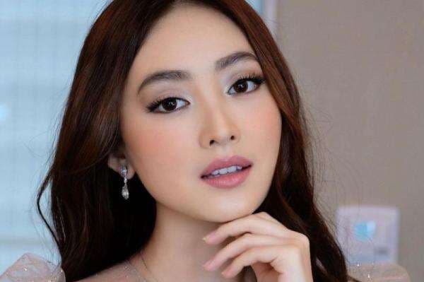 Natasha Wilona Diisukan Pindah Agama dan Ucap 2 Kalimat Syahadat: Biasa Lah Kabar Hoaks