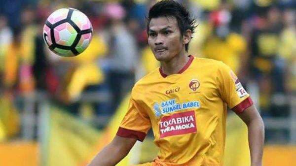 Pemain Sriwijaya FC Tersulut Emosinya saat Tanya Gaji yang Belum Dibayar: Jangan Blok!