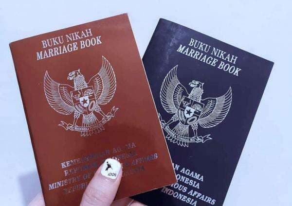Cara Cek Keaslian Buku Nikah Paling Mudah, Bisa Online Juga lho