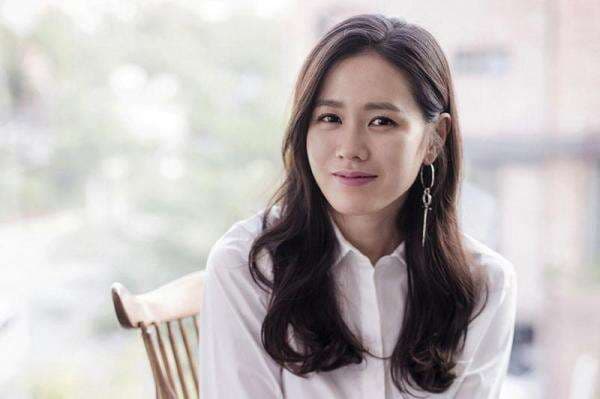 Biodata dan Kekayaan Son Ye Jin, Calon Istri Hyun Bin