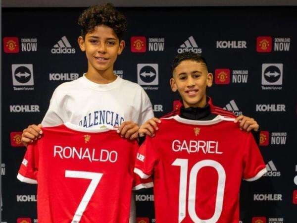 Pakai Nomor 7, Anak Cristiano Ronaldo Gabung Manchester United Junior
