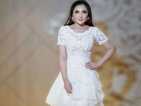 Bisa Jadi Inspirasi, Yuk Intip Gaya Glamour Ashanty Istri Anang Hermansyah!