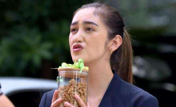 Link Live Streaming Putri untuk Pangeran 11 Februari 2022, Putri Bawakan Makanan Spesial untuk Pangeran