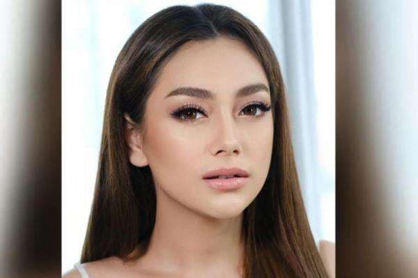 Potret Cantik Celine Evangelista Pakai Tanktop, Bubah: Pacarku Cantik!