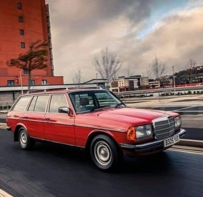 5 Mobil Retro Tahun 90an Paling Dicari, Nomor 4 Sangat Langka