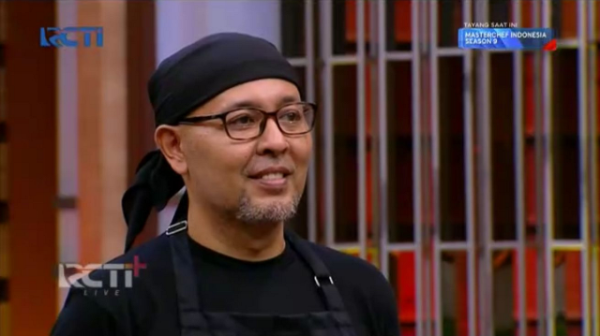 Pak Joel Pulang dari MasterChef Indonesia Season 9, Para Peserta Melepas dengan Tangis Pak Joel Pulang dari MasterChef Indonesia Season 9, Para Peserta Melepas dengan Tangis