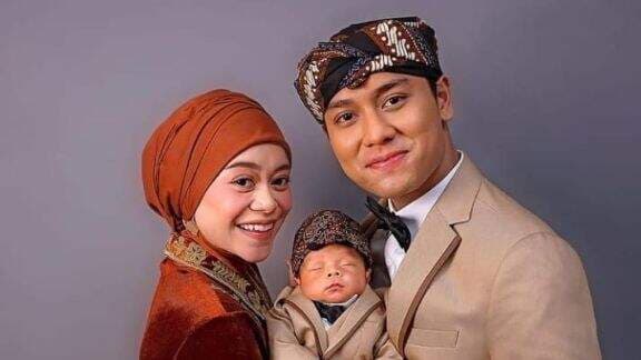 5 Stroller Bayi Milik Artis dengan Harga Fantastis: Punya Anak Lesti Kejora Tembus Rp109 Juta, Kalau Adik Rafathar??