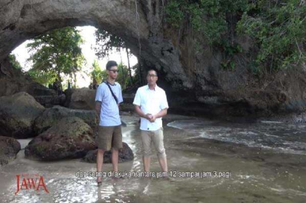 Merinding! Pantai Karang Bolong Kerap Dipakai untuk Ritual Mencari Ilmu Gaib