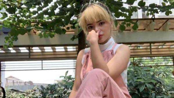 Dinar Candy Kangen Renang Pakai Bikini, Netizen: Pingin Bungkus Bawa Pulang