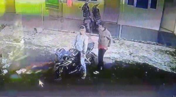 Aksi Curi Motor Terekam CCTV, Pelaku Menangis saat Ditangkap