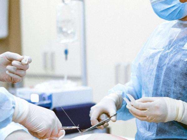 Dilakukan Dorce, Ternyata Operasi Kelamin dari Pria ke Wanita Lebih Mudah dan Murah