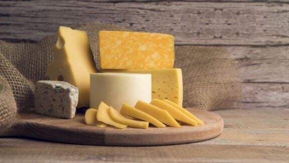Selain Sumber Kalsium, Ini Manfaat Lain Keju untuk Ibu Menyusui