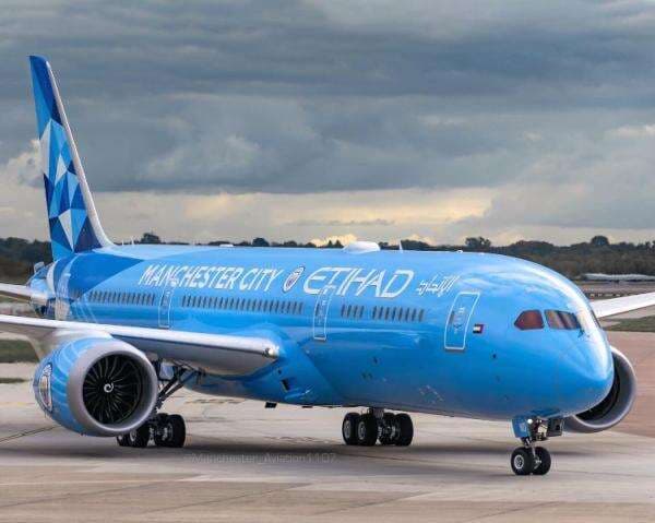 Cuaca Buruk, Pesawat Manchester City Terpaksa Mendarat di Liverpool