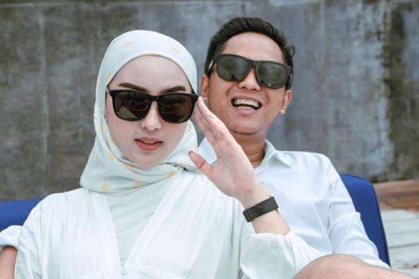 Kisah Cinta Doni Salmanan dan Dinan Fajrina, Menikah setelah 3 Bulan Kenal lewat Medsos