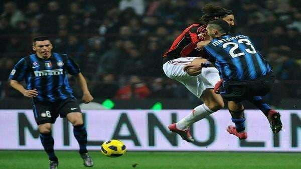 5 Momen Perkelahian Zlatan Ibrahimovic Paling Fenomenal, Nomor 4 Bikin Materazzi Masuk RS