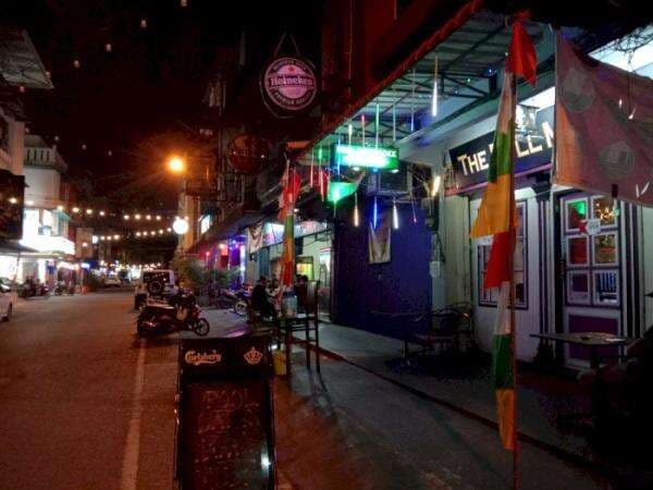 Dulunya Tempat Hiburan Malam Paling Hits, Kini Kampung Bule Nagoya Mati Suri!