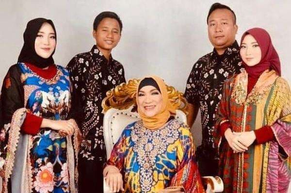 Tak Punya Anak Kandung, Begini Cara Dorce Membagi Harta Warisan