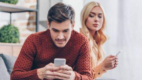 Jangan Sampai Terbuai! Karakter Pria Berdasarkan Zodiak Playboy yang Patut Diwaspadai, Mulutnya Manis-manis Banget!