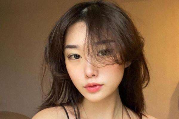 7 Foto Gaya Livy Renata dengan Rambut Terurai, Cantik Abis!
