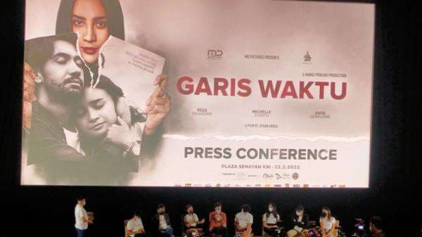 ‘KKN di Desa Penari’ Molor Lagi, Diganti ‘Garis Waktu’ ‘KKN di Desa Penari’ Molor Lagi, Diganti ‘Garis Waktu’