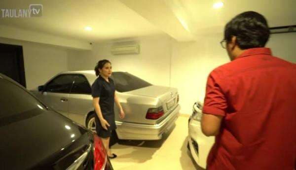 Langka, Mobil Klasik Prilly Latuconsina Jadi Incaran Kolektor