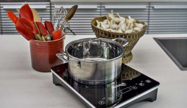 Bermitra Resmi dengan PLN, MODENA Buktikan Komitmennya Dukung Energi Terbarukan