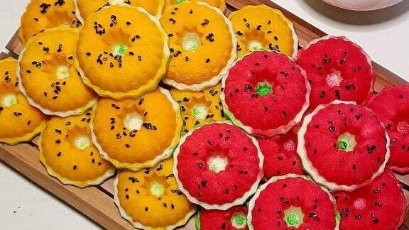 Resep Bolu Kukus Semangka, Cocok Jadi Teman Minum Teh