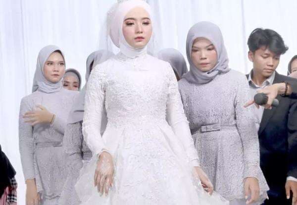 5 Potret Susi Latifah Baby Sitter yang Dinikahi Mantan Suami Mawar AFI, Nomor 3 Memancing Emosi