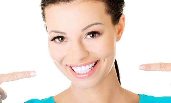 12 Cara Alami Menghilangkan Karang Gigi
