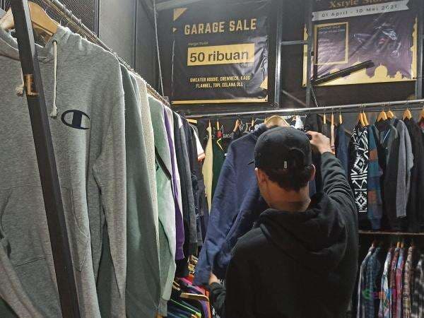 Thrifting Jadi Tren Anak Muda, Ini Merek Baju yang Banyak Dicari!