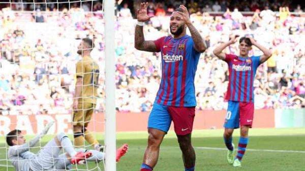 Top Skor Liga Spanyol: Keran Gol Lancar, Memphis Depay Hampir Kangkangi Luis Suarez