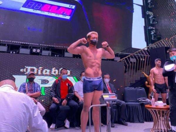 Paris Pernandes Kalahkan Jekson Karmela, Ini Respons si Petinju Pohon Pisang