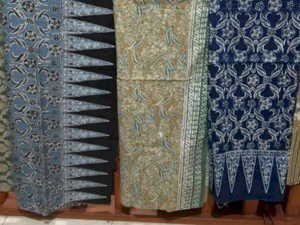 Laris Manis! Batik Depok Motif Rumah Kost dan Rel Kereta Berjaya Sampai ke Eropa