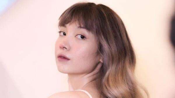 5 Model Rambut Bella Kuku Tanesia, Food Vlooger Cantik Mirip Lisa BLACKPINK!