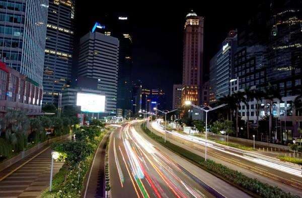 Intip Foto-Foto Jakarta di Malam Hari, Melukis Cahaya dengan Smartphone
