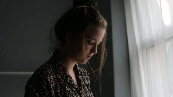 Disakitin Berkali-kali Sama Pasangan dan Janji Akan Berubah, Kira-Kira Pasangan Kaya Gitu Layak Gak ya Dikasih Kesempatan Kedua?