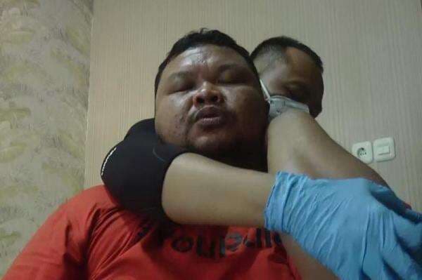 Viral Terapi Kretek-Kretek di Media Sosial, Bisa Sembuhkan Apa Saja?