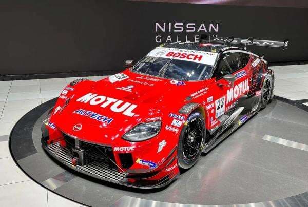 Motul Resmi Gandeng Mobil Balap Nissan Z GT500 Nismo Super GT
