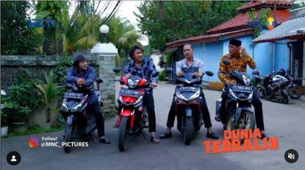 Link Live Streaming Dunia Terbalik 3 Maret 2022: Ustadz Kemed Bahagia Punya Anak, Akum Kesal