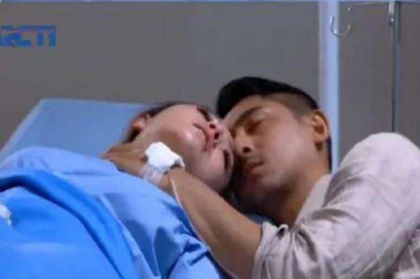 Ikatan Cinta Sabtu 5 Maret 2022: Aldebaran dan Andin Kritis, Michi Terkejut Dengar Cerita Pengasuh Reyna Ikatan Cinta Sabtu 5 Maret 2022: Aldebaran dan Andin Kritis, Michi Terkejut Dengar Cerita Pengasuh Reyna