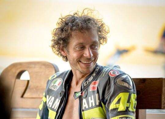 6 Pembalap MotoGP yang Mempunyai Gaya Rambut Nyentrik, Salah Satunya Valentino Rossi