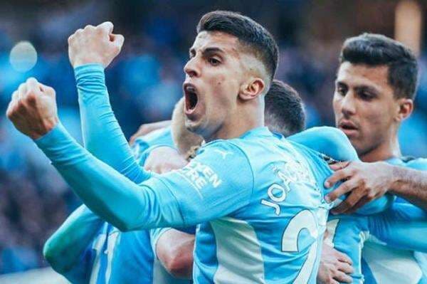 Hasil Liga Inggris 2021/2022 Manchester City vs Manchester United: De Bruyne-Mahrez Bantai The Red Devils