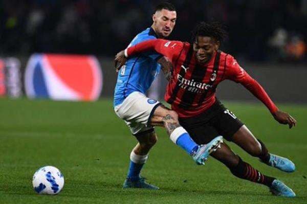 Liga Italia 2021/2022 Napoli vs AC Milan: Buntu di Babak Pertama