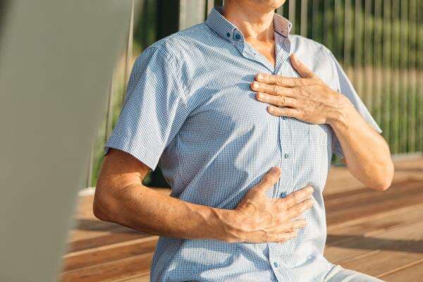 6 Cara Mengatasi Sesak Napas Secara Alami 6 Cara Mengatasi Sesak Napas Secara Alami