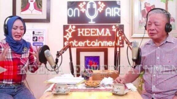 Jadi Cucu Pendeta, Angelina Sondakh Minta Maaf Pada Sang Ayah Lantaran Dirinya Pilih Berhijab, Sang Ayah: Gak Usah Bicara…